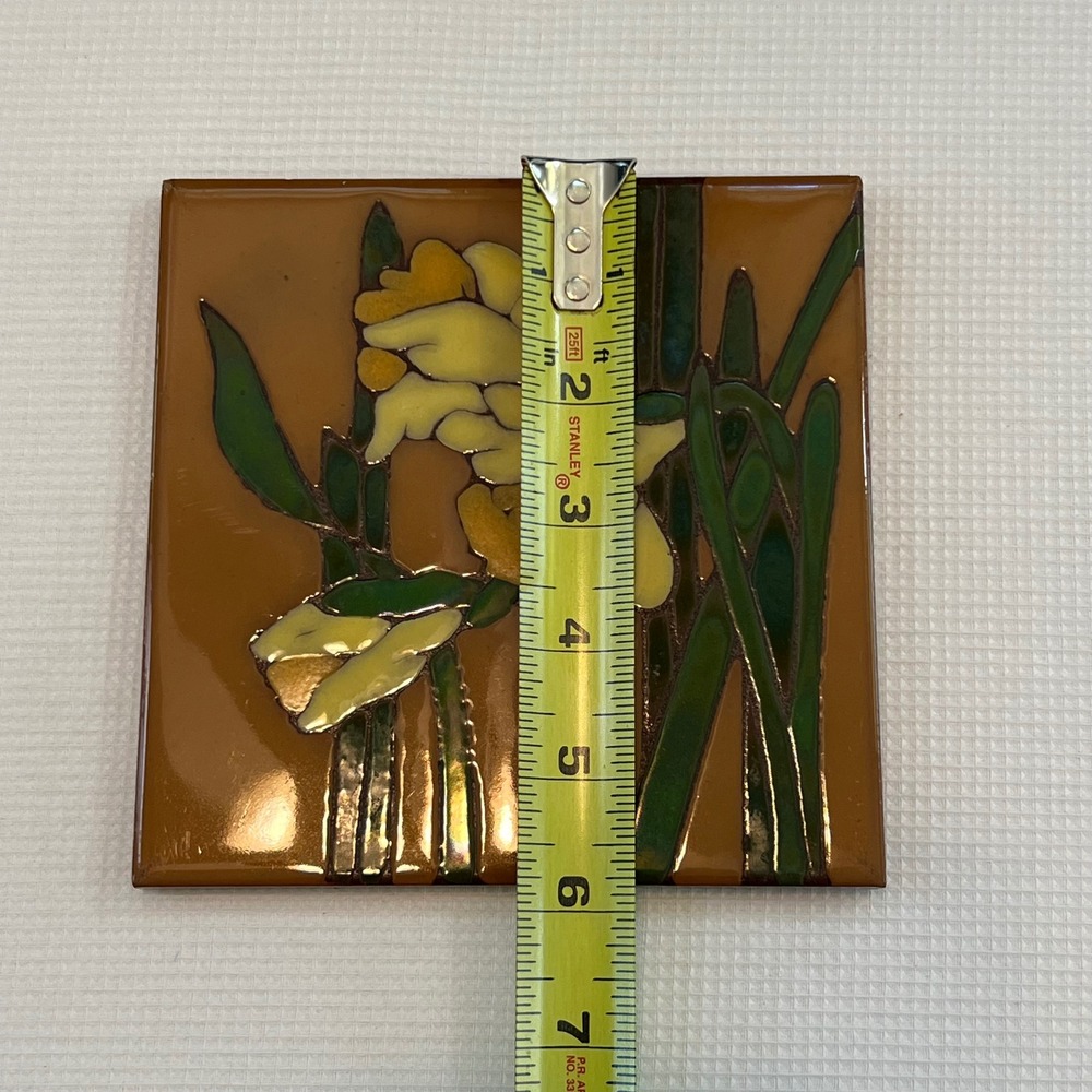 Vintage Arts & Crafts Daffodil Ceramic Tile Trivet - Cactus Flower Albuquerque - Picture 4 of 4